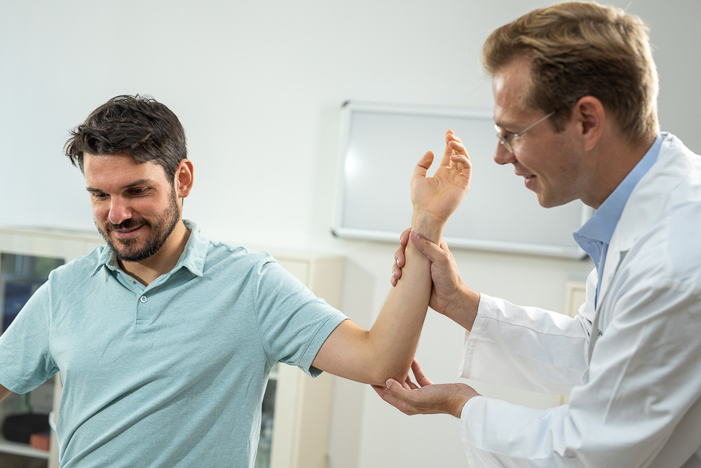 Ellenbogen Behandlung Dr. Jöstl